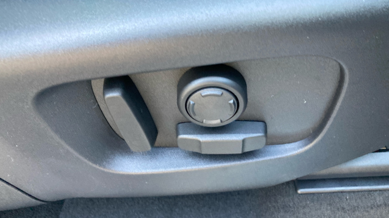 Land Rover Discovery Sport 1.5 P270e Dynamic SE 5dr Auto [5 Seat] Station Wagon